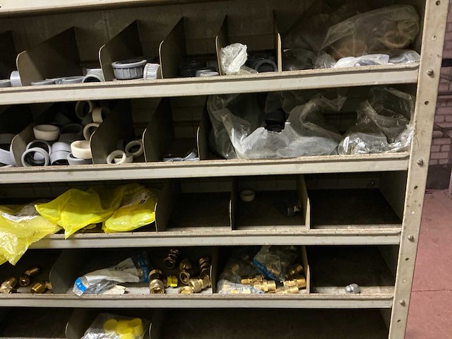 Partij installatie materialen - afbeelding 18 van  25