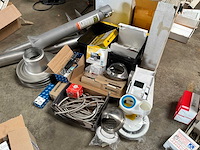 Partij installatie materialen - afbeelding 1 van  4