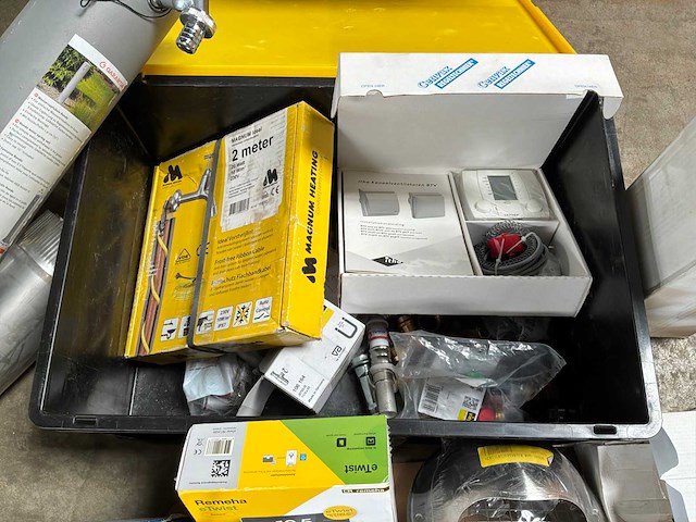 Partij installatie materialen - afbeelding 3 van  4