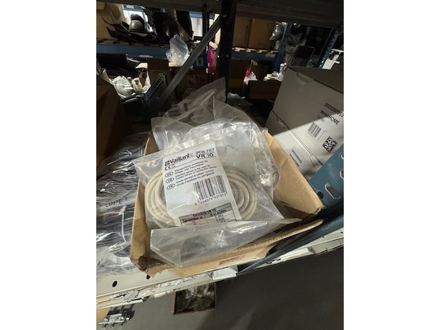 Partij installatie onderdelen warmtepompen - afbeelding 2 van  15