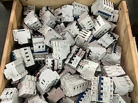 Partij installatieautomaten - afbeelding 4 van  4