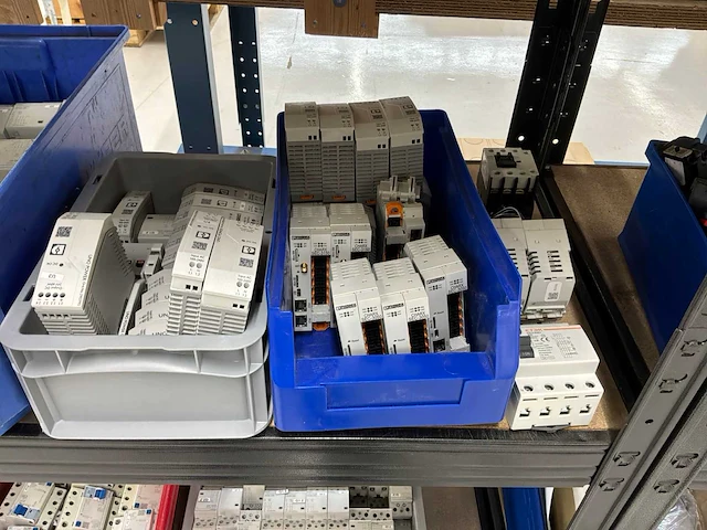 Partij installatieautomaten - afbeelding 3 van  14