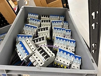 Partij installatieautomaten - afbeelding 12 van  14