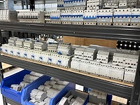 Partij installatieautomaten - afbeelding 14 van  14