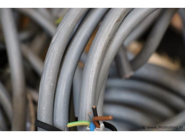 Partij installatiekabels - afbeelding 3 van  5