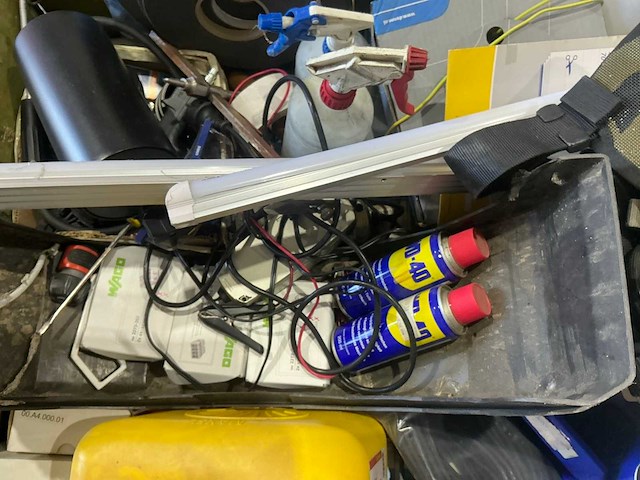 Partij installatiemateriaal en divers - afbeelding 6 van  7