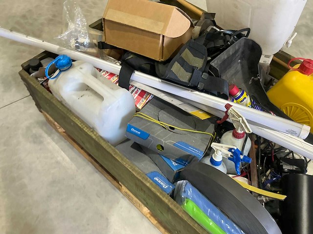 Partij installatiemateriaal en divers - afbeelding 7 van  7