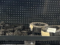 Partij installatiemateriaal en meterkast toebehoren - afbeelding 1 van  6