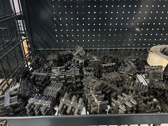 Partij installatiemateriaal en meterkast toebehoren - afbeelding 2 van  6