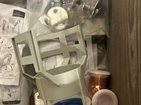 Partij installatiemateriaal en sanitair toebehoren, w.o. grohe, villeroy & boch - afbeelding 8 van  10