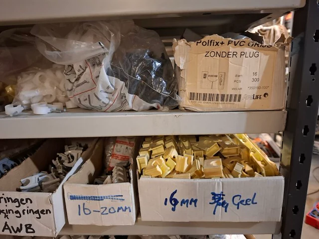 Partij installatiemateriaal in 1.5mtr stelling - afbeelding 4 van  43