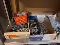 Partij installatiemateriaal in 1.5mtr stelling - afbeelding 26 van  43