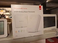 Partij installatiemateriaal in 1mtr stelling, o.a. honeywell, remeha, nefit - afbeelding 18 van  22