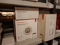 Partij installatiemateriaal in 1mtr stelling, o.a. honeywell, remeha, nefit - afbeelding 20 van  22
