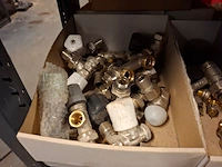 Partij installatiemateriaal in 2mtr stelling - afbeelding 4 van  39