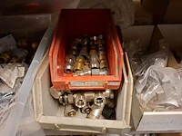 Partij installatiemateriaal in 2mtr stelling - afbeelding 29 van  39