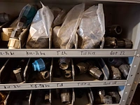 Partij installatiemateriaal in 4x magazijnkast - afbeelding 20 van  40