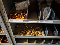 Partij installatiemateriaal in 4x magazijnkast - afbeelding 33 van  40