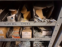 Partij installatiemateriaal incl 2x magazijnkast - afbeelding 4 van  34