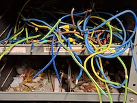 Partij installatiemateriaal incl 2x magazijnkast - afbeelding 24 van  34