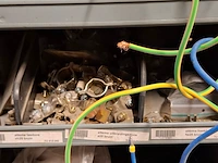 Partij installatiemateriaal incl 2x magazijnkast - afbeelding 26 van  34