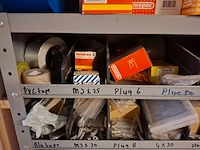 Partij installatiemateriaal incl 2x magazijnkast - afbeelding 23 van  34
