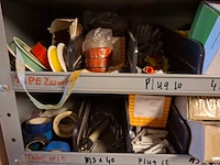 Partij installatiemateriaal incl 2x magazijnkast - afbeelding 31 van  34