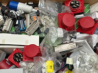 Partij installatiemateriaal, krachtstroom etc - afbeelding 7 van  10