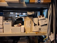 Partij installatiemateriaal o.a. busch-duro, gira, grohe, geberit, etc - afbeelding 24 van  101