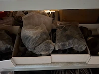 Partij installatiemateriaal o.a. busch-duro, gira, grohe, geberit, etc - afbeelding 68 van  101