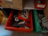Partij installatiemateriaal o.a. daikin, upmann, haier - afbeelding 22 van  36
