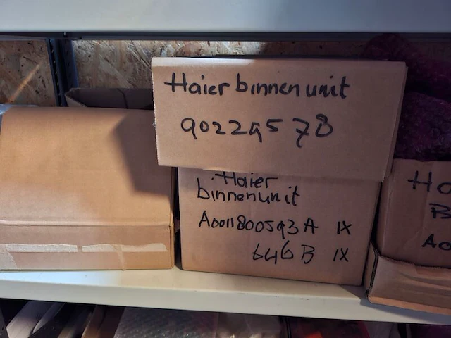 Partij installatiemateriaal o.a. daikin, upmann, haier - afbeelding 28 van  36
