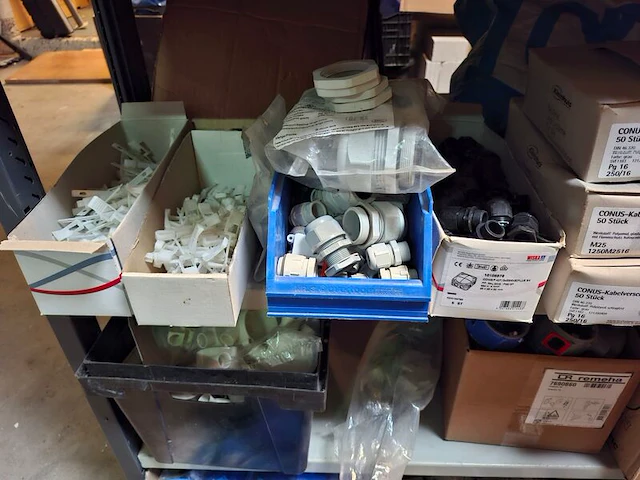 Partij installatiemateriaal o.a. haier, technosystem - afbeelding 25 van  67