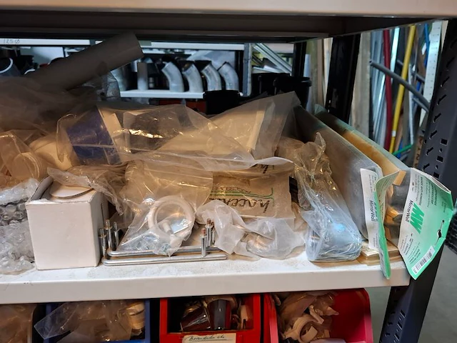 Partij installatiemateriaal o.a. hansa, grohe, etc - afbeelding 35 van  80