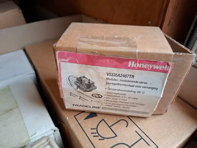 Partij installatiemateriaal o.a. nefit, remeha - afbeelding 9 van  24