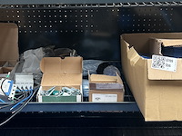 Partij installatiemateriaal w.o. aardlekautomaten - afbeelding 1 van  7