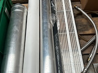 Partij installatiemateriaal w.o. drains en hulpstukken - afbeelding 11 van  13