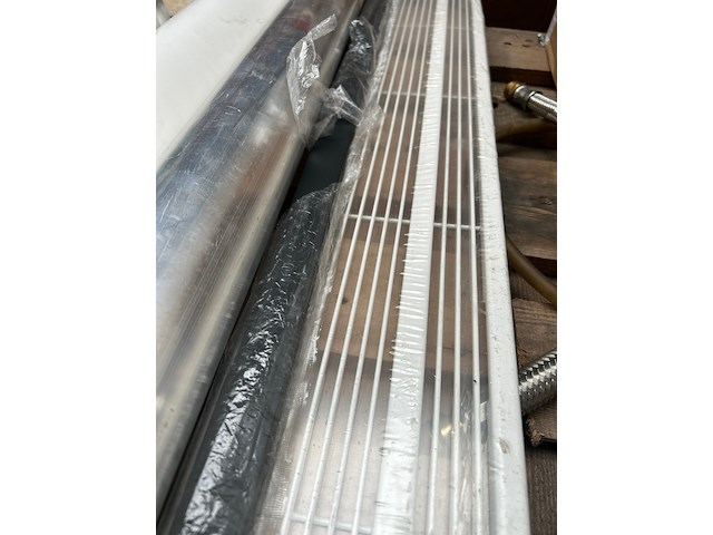 Partij installatiemateriaal w.o. drains en hulpstukken - afbeelding 12 van  13
