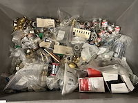 Partij installatiemateriaal w.o. koppelingen w.o. uponor - afbeelding 2 van  9