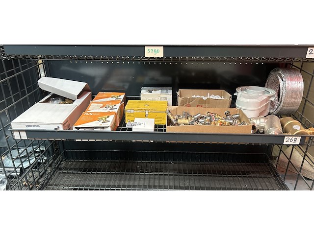 Partij installatiemateriaal w.o. messing fittingen en koppelingen, inregelafsluiters - afbeelding 1 van  7