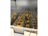 Partij installatiemateriaal w.o. messing koppelingen en koperen hulpstukken - afbeelding 20 van  20