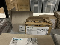 Partij installatiemateriaal w.o. smeltpatronen, passchroeven siemens - afbeelding 9 van  9