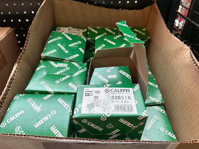 Partij installatiemateriaal w.o. ubbink, caleffi - afbeelding 7 van  9