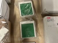 Partij installatiemateriaal w.o. werkschakelaar, w.o. abb, wiska, wago - afbeelding 4 van  7