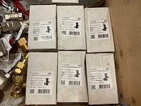 Partij installatiemateriaal - afbeelding 3 van  3