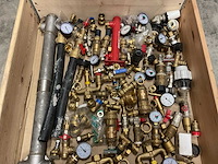 Partij installatiemateriaal - afbeelding 3 van  3