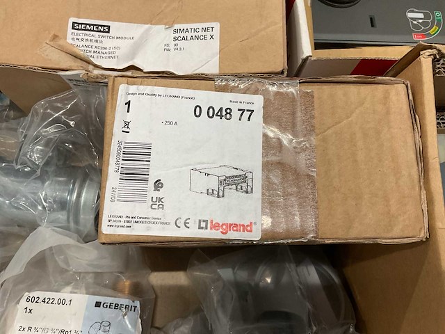 Partij installatiemateriaal - afbeelding 4 van  8