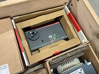 Partij installatiemateriaal - afbeelding 8 van  8