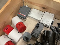 Partij installatiemateriaal - afbeelding 5 van  7