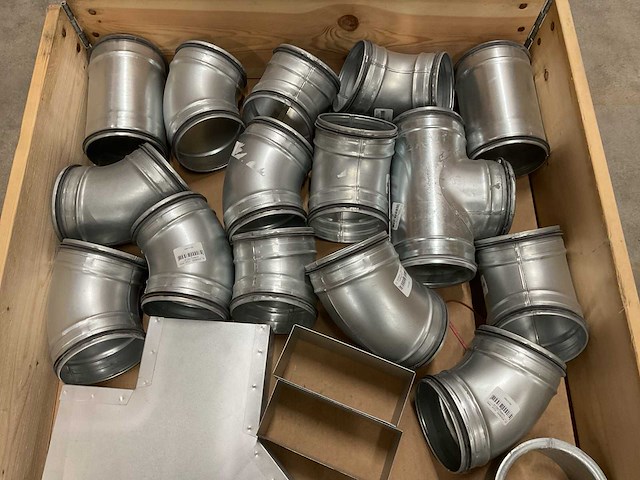 Partij installatiemateriaal - afbeelding 2 van  2